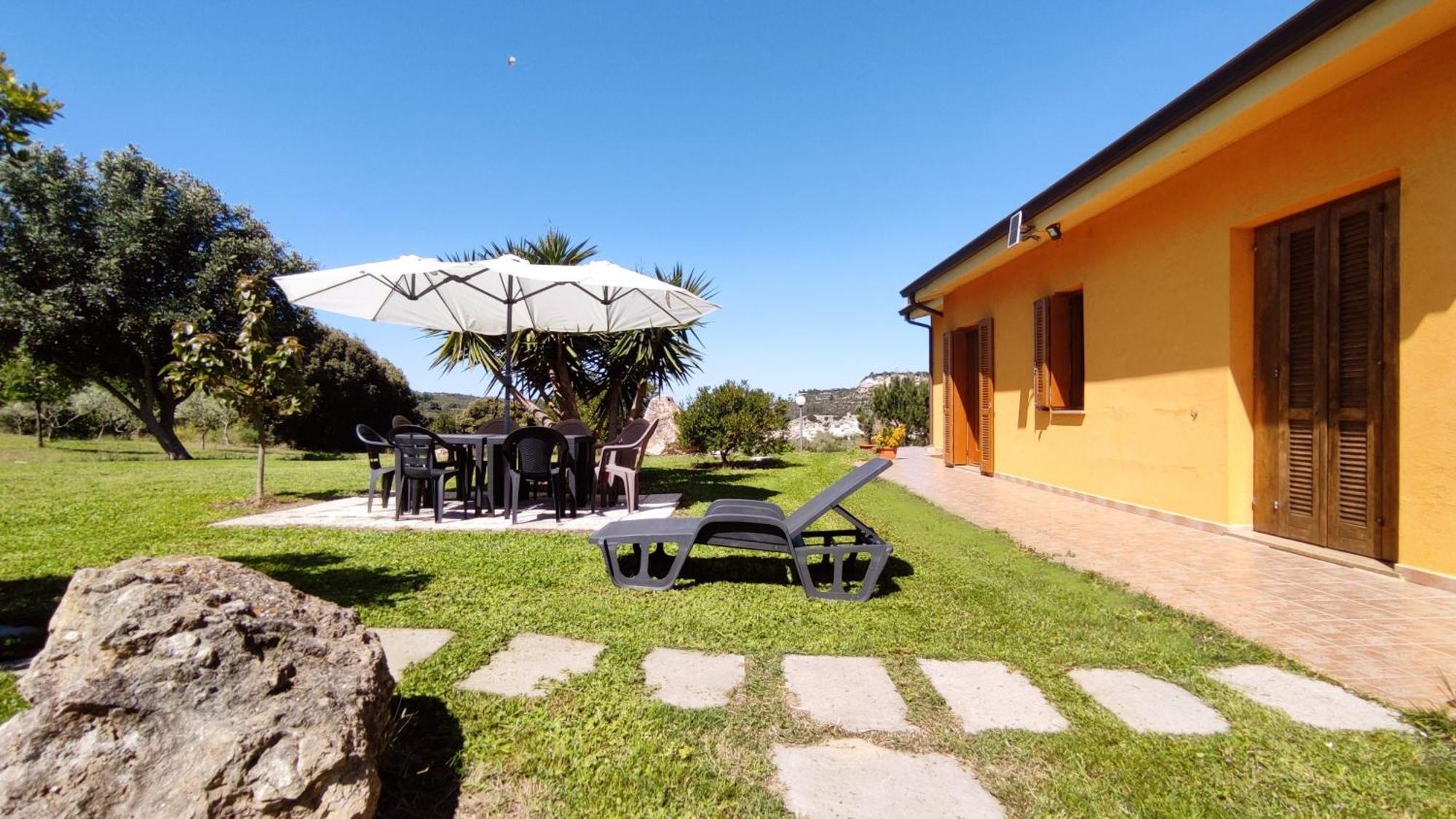 Grotta Delle Fate Bed & Breakfast Ossi Exterior photo